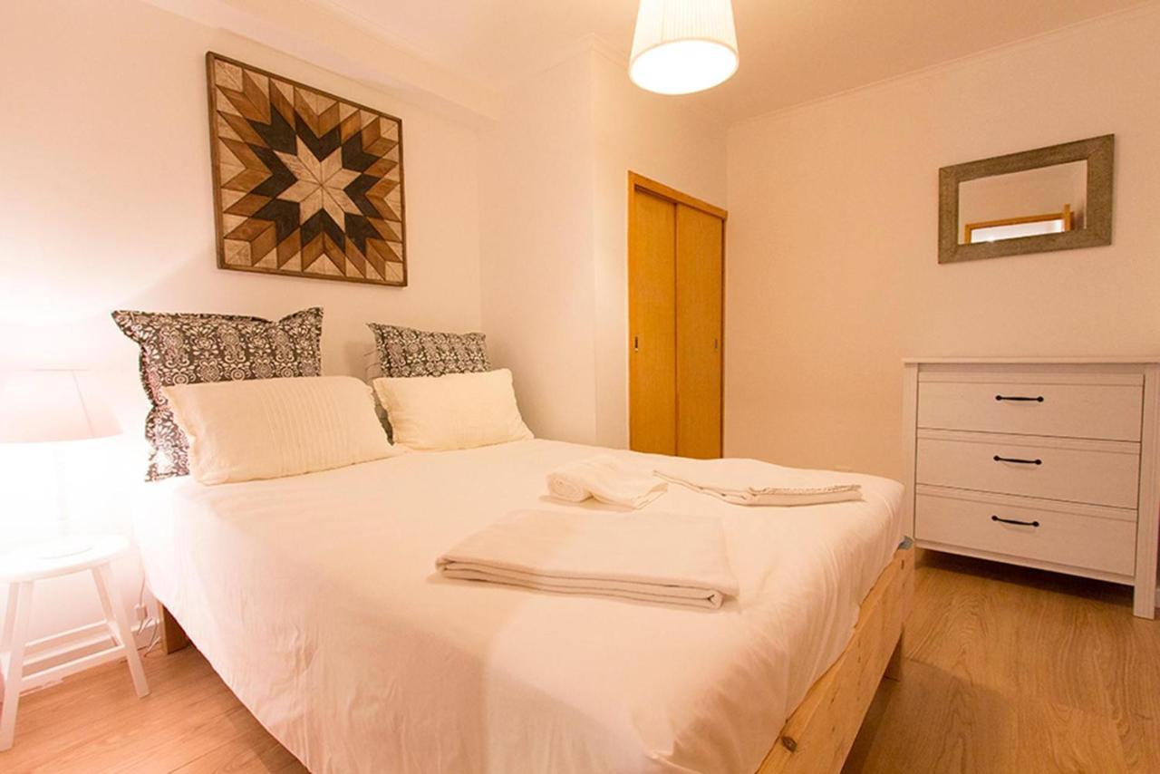 Cosy Chiado By Homing Apartment Lisbon Luaran gambar